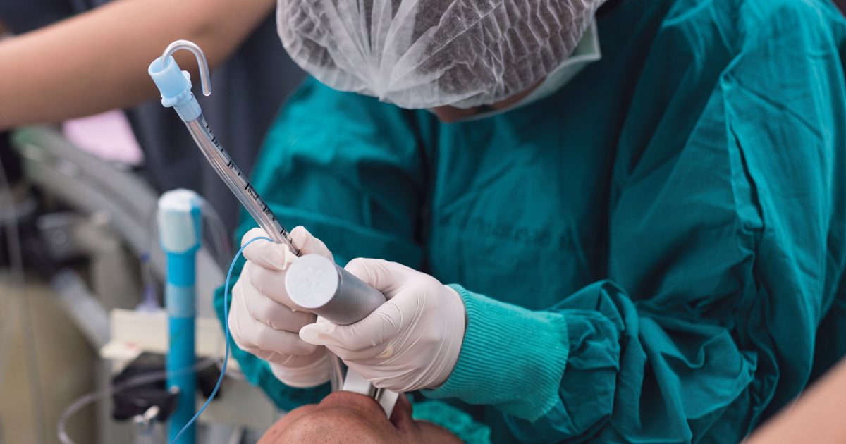 Extraglóticos e/ou Supraglóticos: uma revolução no manejo das vias aéreas - da invenção à prática clínica